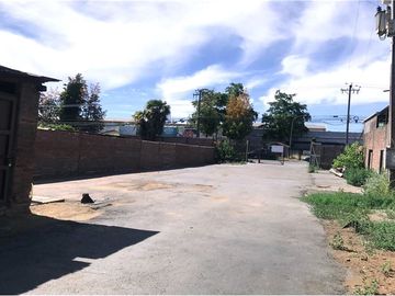 TERRENO COMERCIAL CON UBICACIÓN PRIVILEGIADA!!