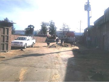 TERRENO COMERCIAL CON UBICACIÓN PRIVILEGIADA!!