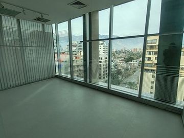 Oficina Corporativa Clase A en Apoquindo