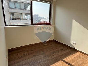 Departamento semi nuevo / Plaza La Alcaldesa