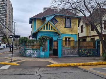 CASONA 1920, BARRIO ITALIA | AMPLITUD Y CARACTER