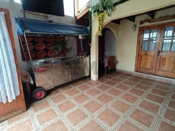 ¡Hogar y negocio en venta en Isla De Maipo!