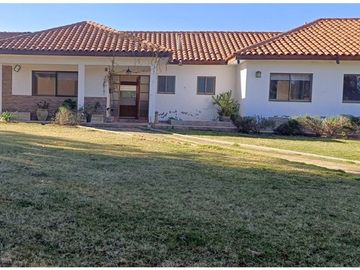 ¡Tu paraíso campestre en Melipilla te espera!