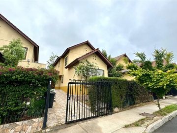 CASA EN VENTA, 3D, 3B, 2E, PEÑALOLEN