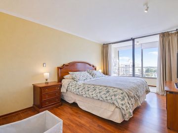 EN VENTA Departamento Las Condes 4D 3B