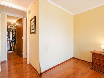 EN VENTA Departamento Las Condes 4D 3B