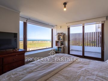Exclusivo Townhouse en Barrio Serena Golf | La Serena