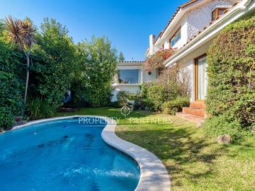 Acogedora casa con excelente conectividad, Los Dominicos