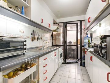 Cómodo y cálido departamento ubicado en excelente sector residencial
