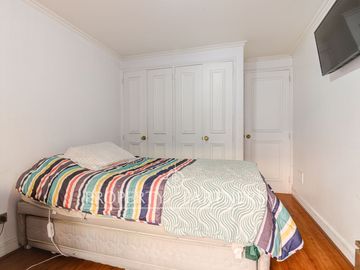 Cómodo y cálido departamento ubicado en excelente sector residencial