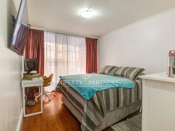 Cómodo y cálido departamento ubicado en excelente sector residencial