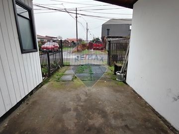 SE VENDE CASA 4D/2B CON DEPTO. INTERIOR 4D/2B