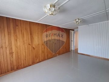 SE VENDE CASA 4D/2B CON DEPTO. INTERIOR 4D/2B