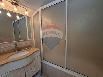SE VENDE CASA 4D/2B CON DEPTO. INTERIOR 4D/2B