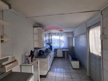SE VENDE CASA 4D/2B CON DEPTO. INTERIOR 4D/2B