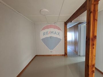 SE VENDE CASA 4D/2B CON DEPTO. INTERIOR 4D/2B