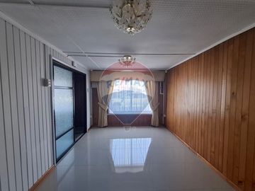 SE VENDE CASA 4D/2B CON DEPTO. INTERIOR 4D/2B