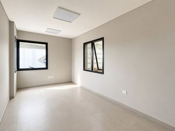 ALQUILER – NAVE INDUSTRIAL AAA A ESTRENAR | 1.750 M² | PARQUE INDUSTRIAL PITEC – FLORENCIO VARELA