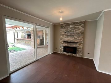 Hermosa Casa en Valle Grande - Lampa