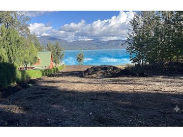 Vende orilla lago Colbun El Colorado 3.362 m2