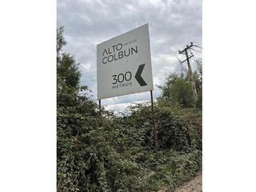 Vende orilla lago Colbun El Colorado 3.362 m2