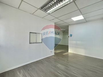 OPORTUNIDAD! Excelente Oficina Parque Almagro