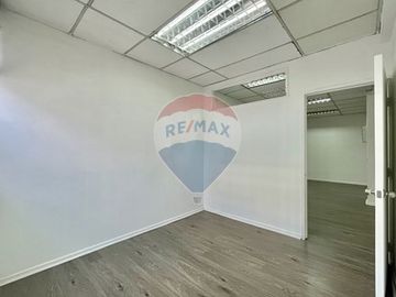 OPORTUNIDAD! Excelente Oficina Parque Almagro