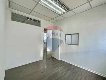 OPORTUNIDAD! Excelente Oficina Parque Almagro
