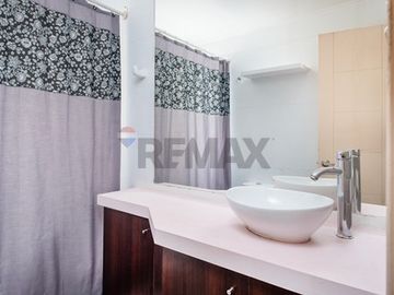 CASA RENOVADA 3D+3B+2 EST SAN BERNARDO NOS