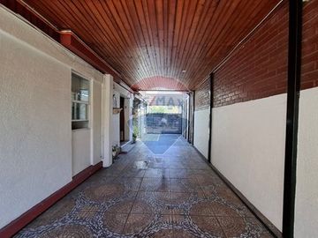 SE VENDE HOSTAL CON CAFETERÍA FUNCIONANDO, TEMUCO
