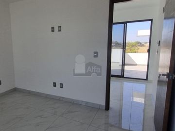 Estrena casa en venta! Mayorca Residencial de 2 recámaras con baño c/u