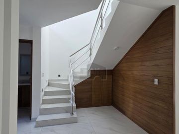 Estrena casa en venta! Mayorca Residencial de 2 recámaras con baño c/u