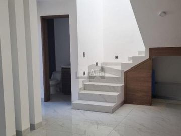 Estrena casa en venta! Mayorca Residencial de 2 recámaras con baño c/u
