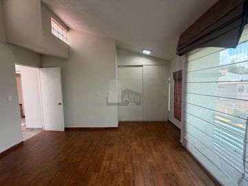Casa en condominio en renta en Rancho la Mora, Toluca, México