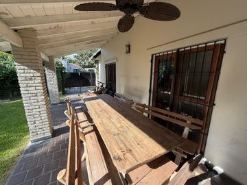 ALQUILER DE CASA EN LAS LOMAS DE SAN ISIDRO, 6 AMBIENTES