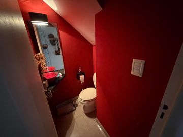 ALQUILER DE CASA EN LAS LOMAS DE SAN ISIDRO, 6 AMBIENTES