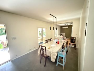 ALQUILER DE CASA EN LAS LOMAS DE SAN ISIDRO, 6 AMBIENTES