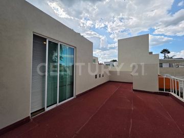 Casa en Venta - El Lucero - 3 recámaras planta baja