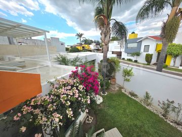 Casa en Venta - El Lucero - 3 recámaras planta baja