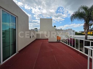 Casa en Venta - El Lucero - 3 recámaras planta baja