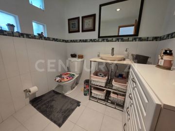 Casa en Venta - El Lucero - 3 recámaras planta baja