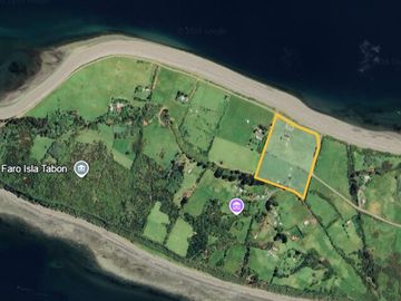 Se vende terreno a orilla de playa Isla Tabon