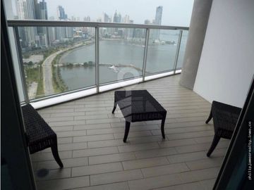 Venta: 2 recámaras en Yacht Club, Avenida Balboa