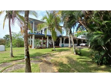 🌅 OPORTUNIDAD DE INVERSIÓN FRENTE AL LAGO ALAJUELA 🇵🇦