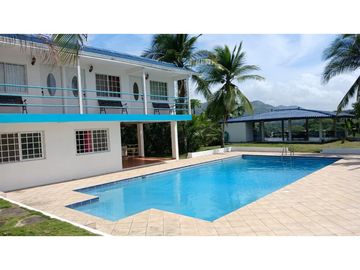🌅 OPORTUNIDAD DE INVERSIÓN FRENTE AL LAGO ALAJUELA 🇵🇦