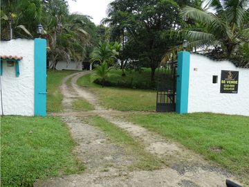 🌅 OPORTUNIDAD DE INVERSIÓN FRENTE AL LAGO ALAJUELA 🇵🇦