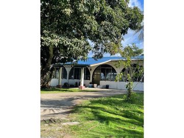 🌅 OPORTUNIDAD DE INVERSIÓN FRENTE AL LAGO ALAJUELA 🇵🇦