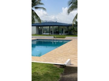 🌅 OPORTUNIDAD DE INVERSIÓN FRENTE AL LAGO ALAJUELA 🇵🇦