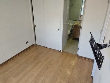 2 HABITACIONES + 2 BAÑOS, CON GASTO COMUN INCLUIDO