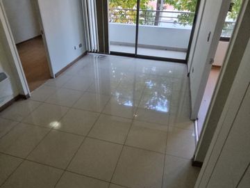 2 HABITACIONES + 2 BAÑOS, CON GASTO COMUN INCLUIDO